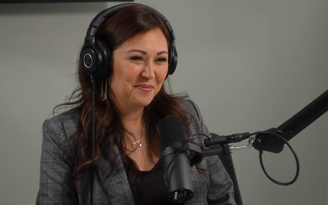 Buying & Selling Homes During the Holidays: Crazy or Not? – The Real Estate Show Episode 28